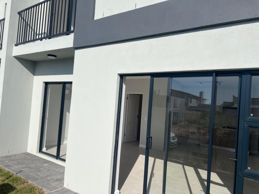  Bedroom Property for Sale in Sandown Western Cape